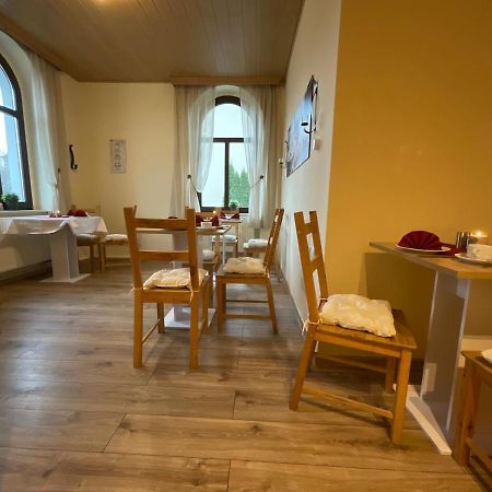 Pension Lindenhof Дрезден Екстериор снимка